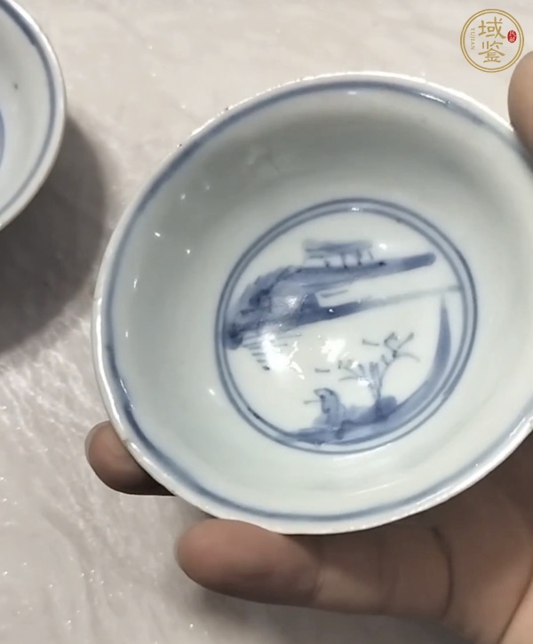 古玩陶瓷青花山水人物紋茶碗真品鑒賞圖