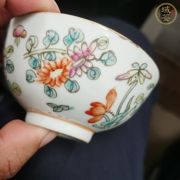 古玩陶瓷花卉紋粉彩茶圓真品鑒賞圖