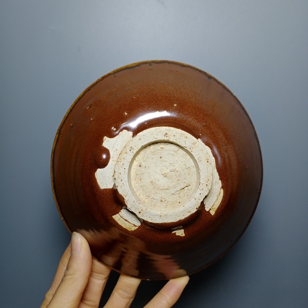 古玩陶瓷元代磁州窯紫金釉茶碗拍賣,當(dāng)前價(jià)格2000元