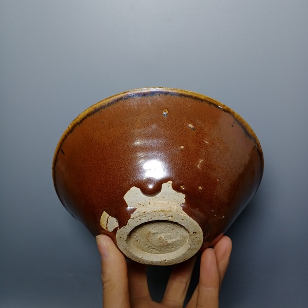 古玩陶瓷元代磁州窯紫金釉茶碗拍賣,當(dāng)前價(jià)格2000元