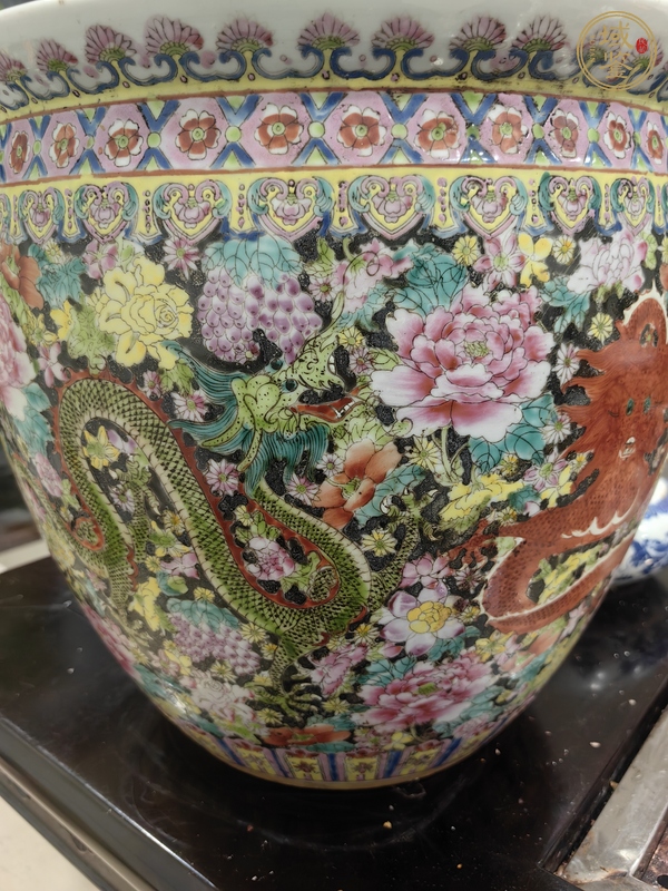 古玩陶瓷花間龍紋缸真品鑒賞圖