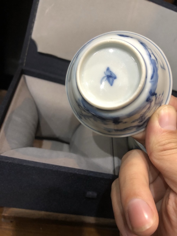 古玩陶瓷（精品品茗杯）清·康熙·訪友圖·青花品茗杯一對拍賣，當前價格3000元