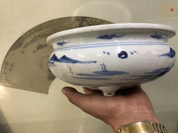 古玩陶瓷德化窯香爐真品鑒賞圖