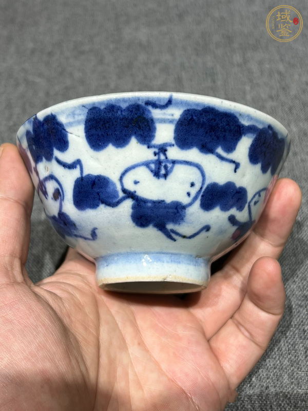 古玩陶瓷清中期青花茶碗真品鑒賞圖