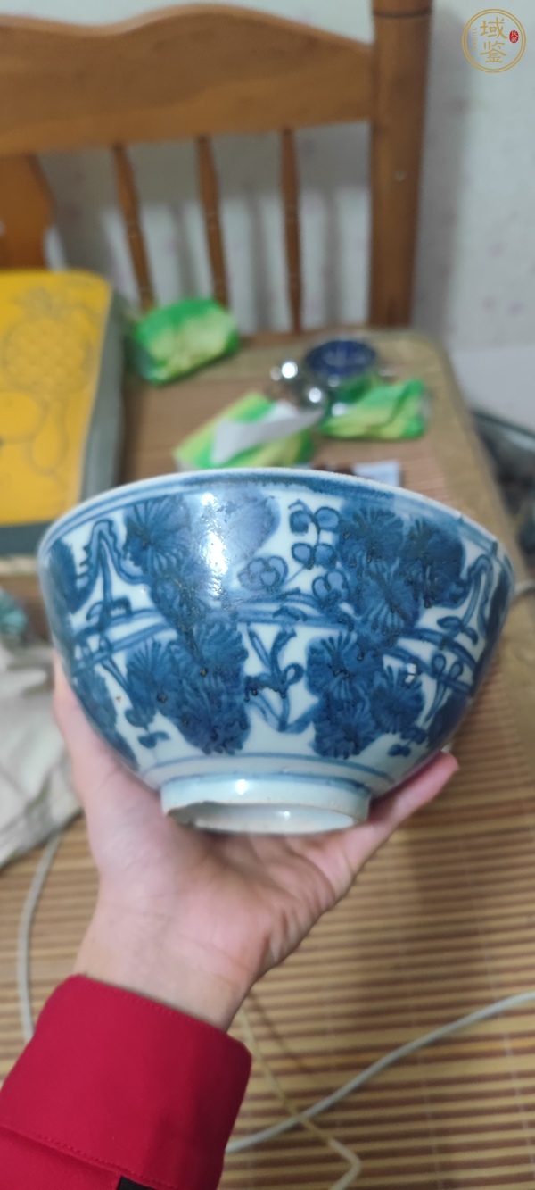 古玩陶瓷青花花卉紋茶碗真品鑒賞圖