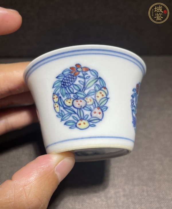 古玩陶瓷青花斗彩馬蹄杯真品鑒賞圖