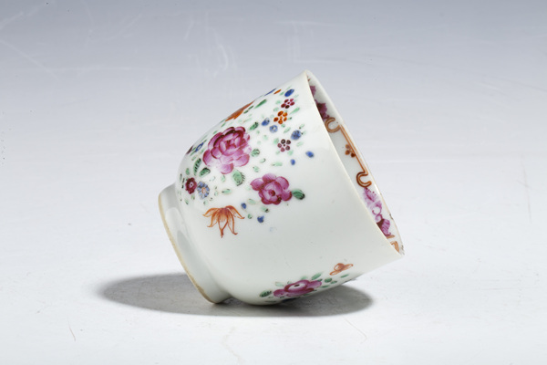 古玩陶瓷清乾隆·粉彩花卉紋杯碟拍賣,當前價格1200元