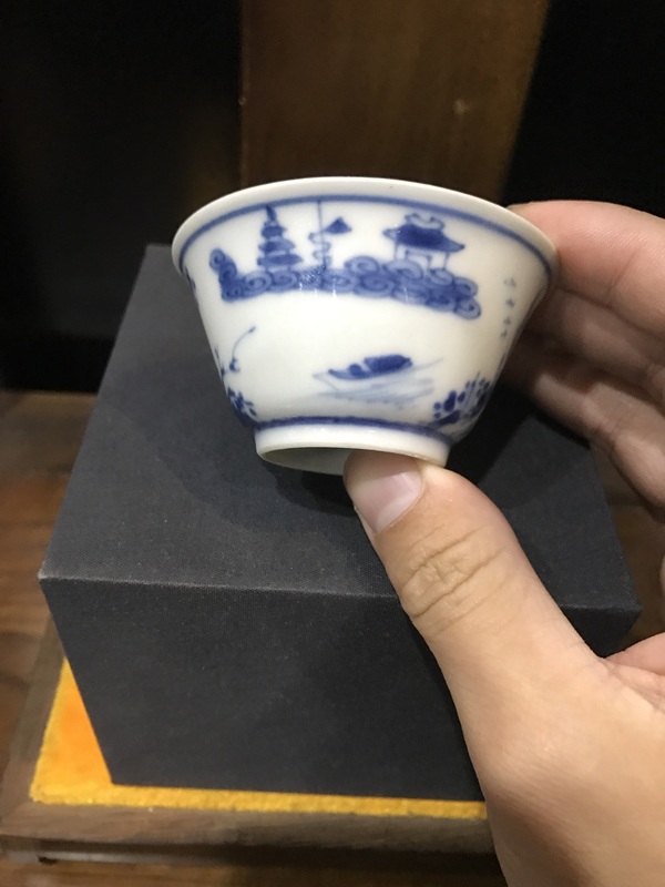 古玩陶瓷（精品品茗杯）清·康熙·訪友圖·青花品茗杯拍賣，當(dāng)前價(jià)格158元