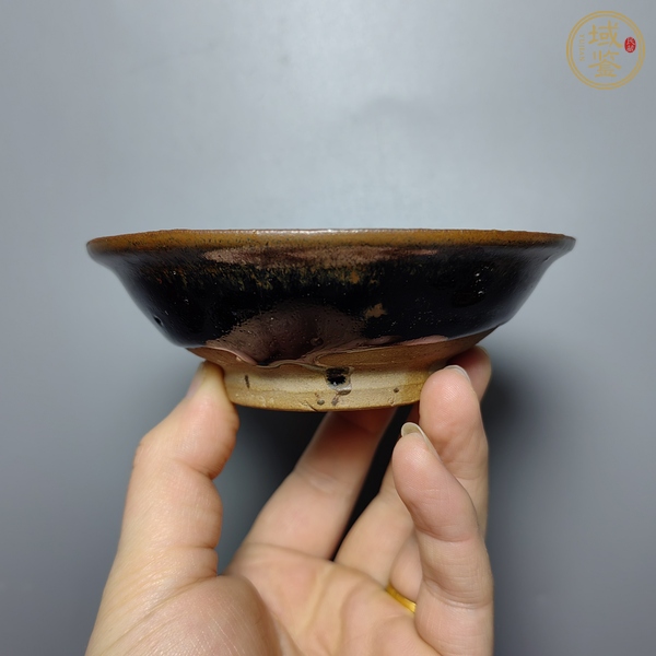 古玩陶瓷磁州窯窯變黑釉茶盞真品鑒賞圖