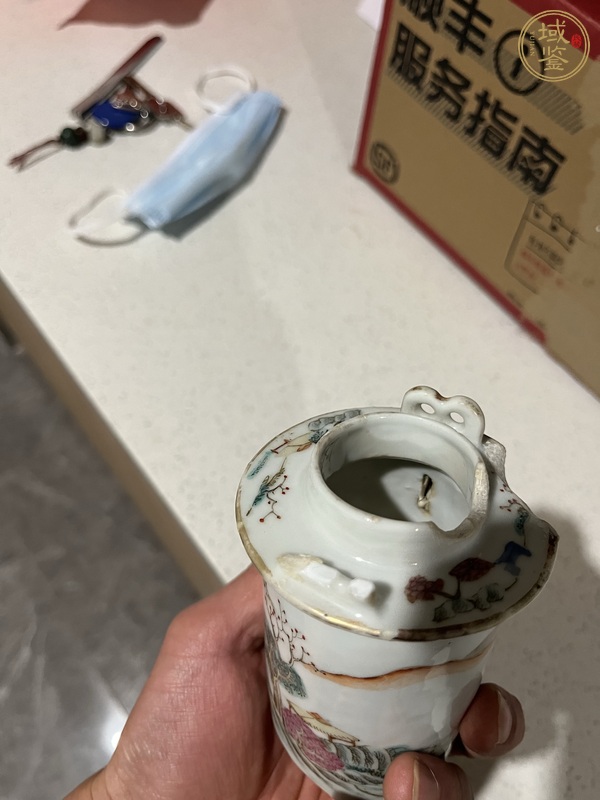 古玩陶瓷粉彩山水紋茶壺內(nèi)膽真品鑒賞圖