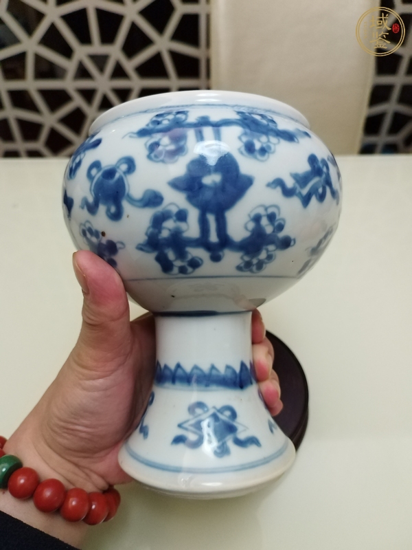 古玩陶瓷青花花卉雜寶紋豆真品鑒賞圖