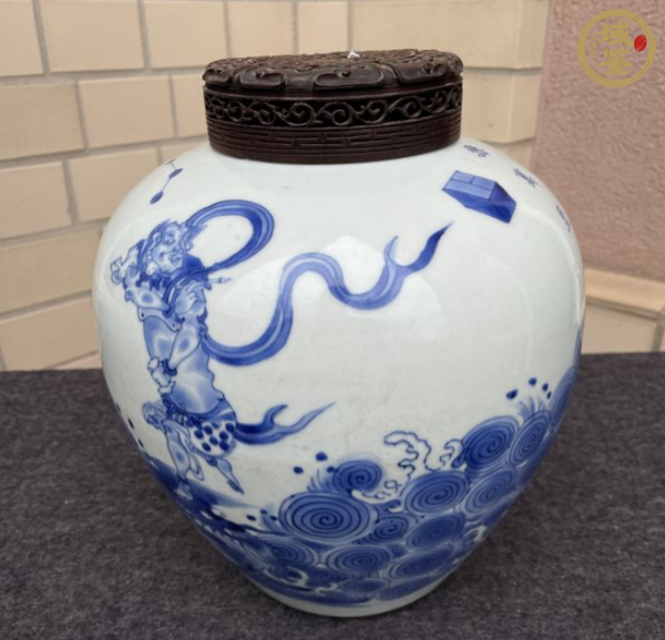 古玩陶瓷青花罐真品鑒賞圖