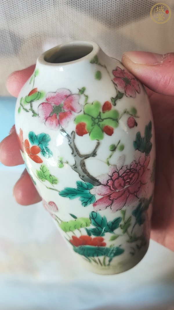 古玩陶瓷粉彩花卉紋柳葉瓶真品鑒賞圖