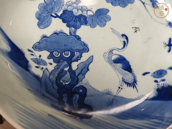 古玩陶瓷花鳥紋青花盤真品鑒賞圖