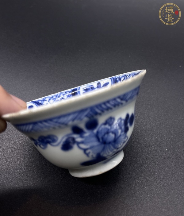 古玩陶瓷青花花卉紋杯真品鑒賞圖