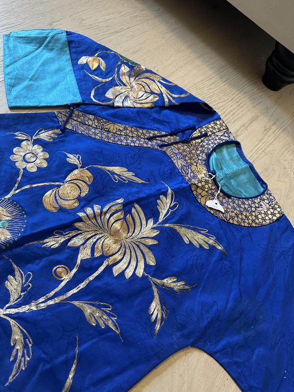 古玩雜項刺繡吉服拍賣,當前價格7800元