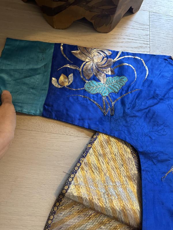 古玩雜項刺繡吉服拍賣,當前價格7800元