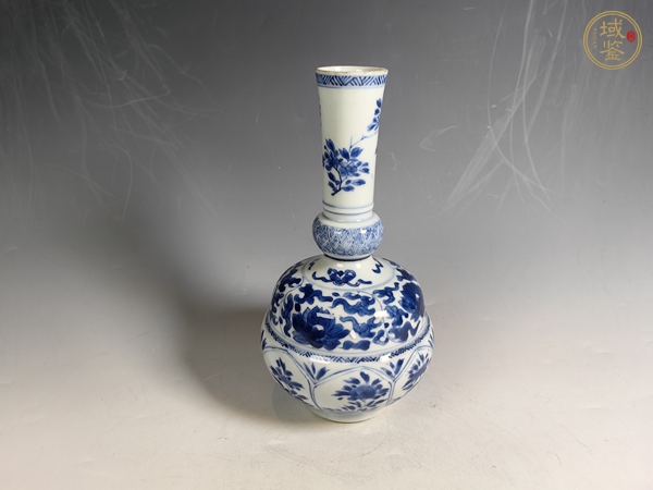 古玩陶瓷康熙纏枝花卉紋青花葫蘆瓶真品鑒賞圖