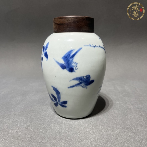 古玩陶瓷花鳥紋青花罐真品鑒賞圖