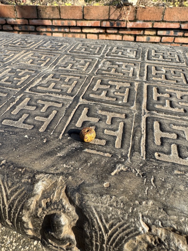 古玩玉器商代,**多愣珠拍賣,當前價格360元