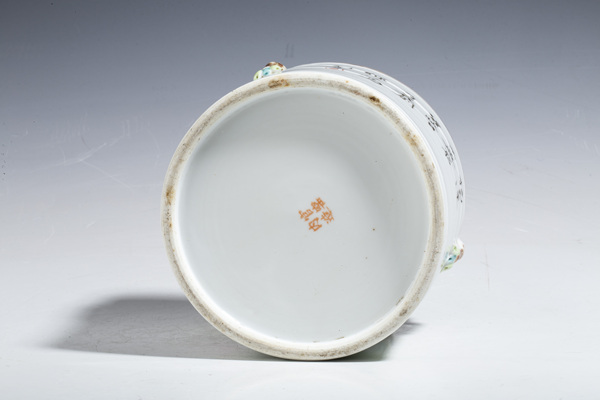 古玩陶瓷晚清·淺絳彩一鷺蓮科紋四系罐拍賣,當(dāng)前價(jià)格2985元