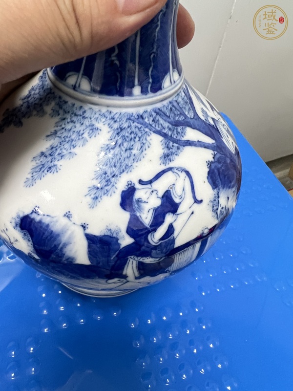 古玩陶瓷青花瓶真品鑒賞圖