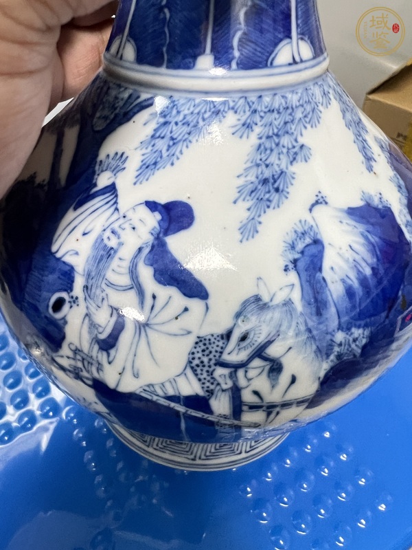 古玩陶瓷青花瓶真品鑒賞圖