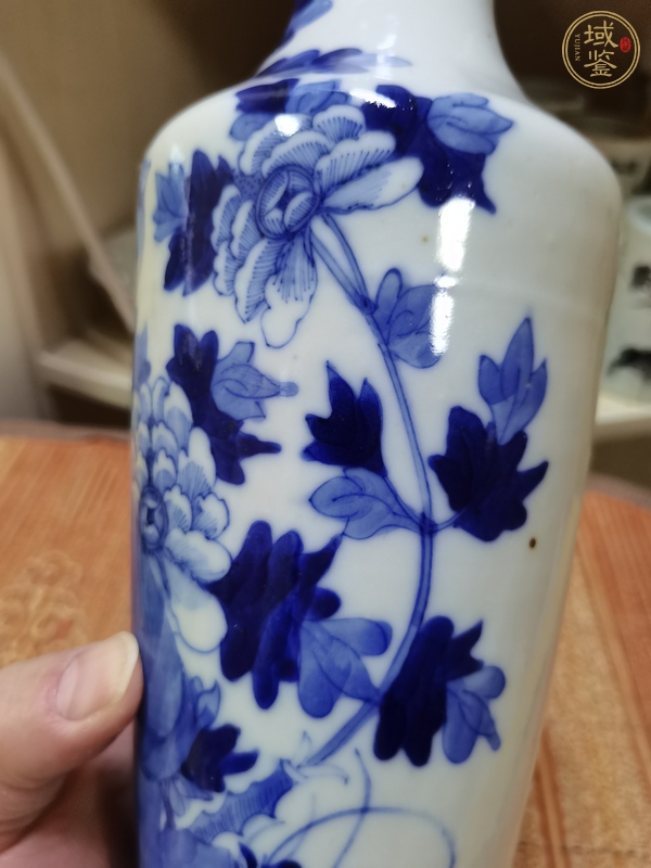 古玩陶瓷花鳥紋青花瓶真品鑒賞圖