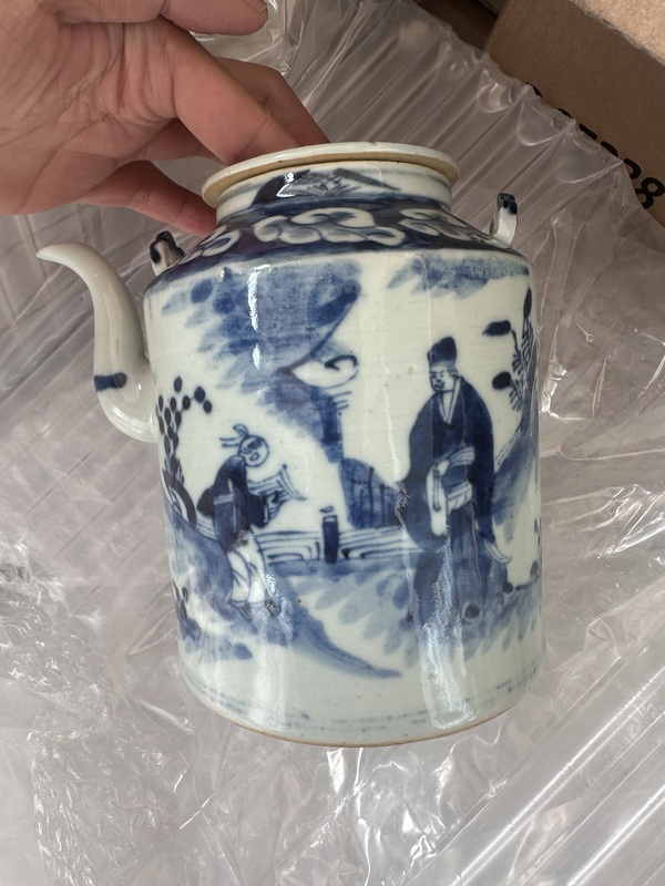 古玩陶瓷青花人物故事攜琴訪友紋茶壺拍賣,當前價格2000元