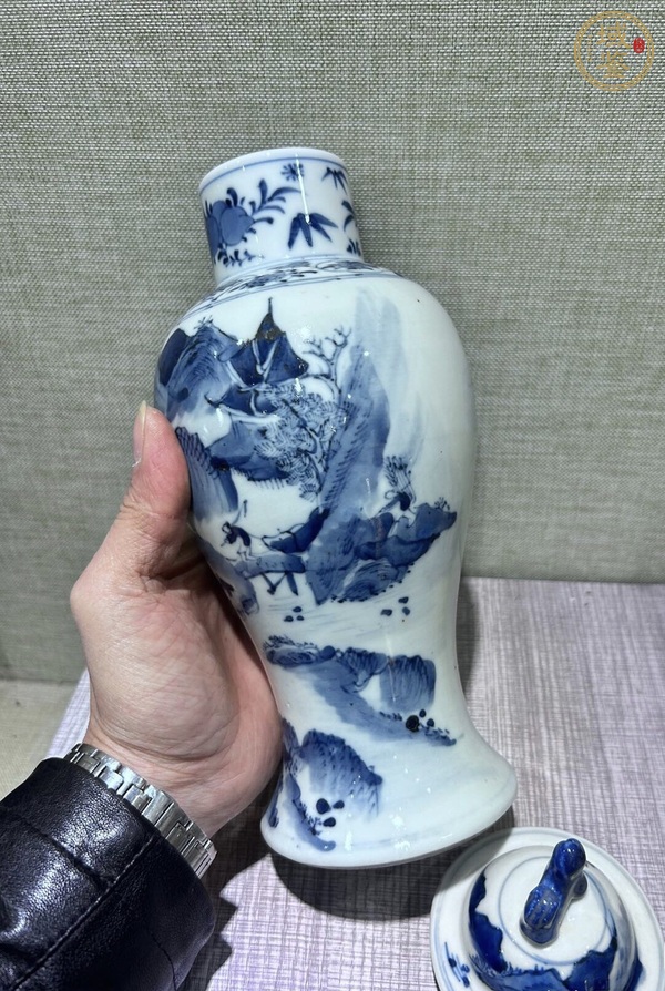 古玩陶瓷青花蓋瓶真品鑒賞圖