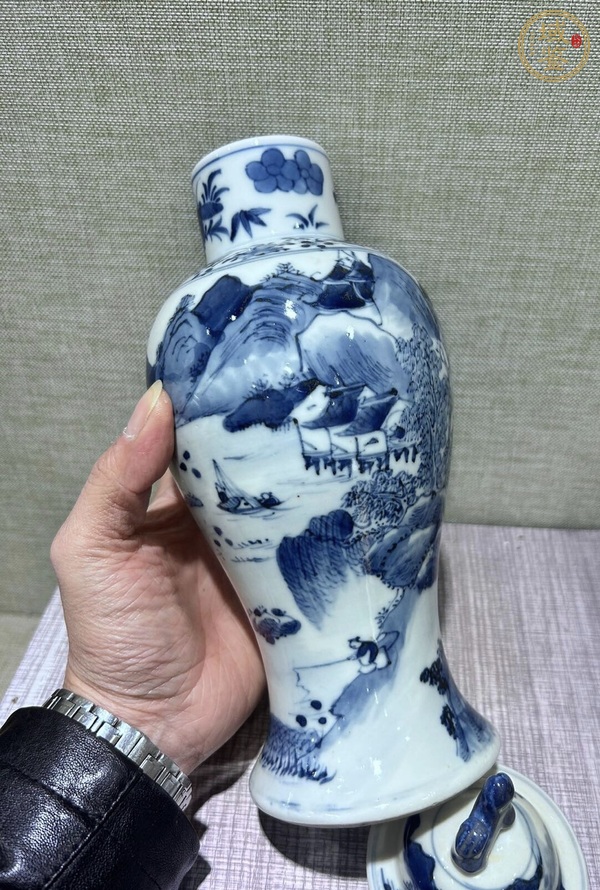 古玩陶瓷青花蓋瓶真品鑒賞圖