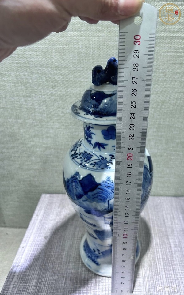 古玩陶瓷青花蓋瓶真品鑒賞圖