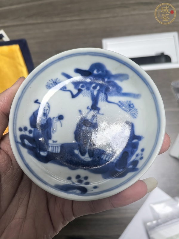 古玩陶瓷三星高照?qǐng)D青花盤真品鑒賞圖