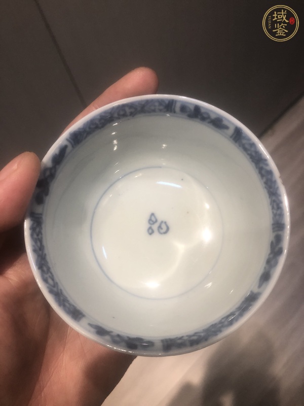 古玩陶瓷青花杯真品鑒賞圖