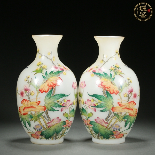 古玩陶瓷花鳥紋瓶真品鑒賞圖