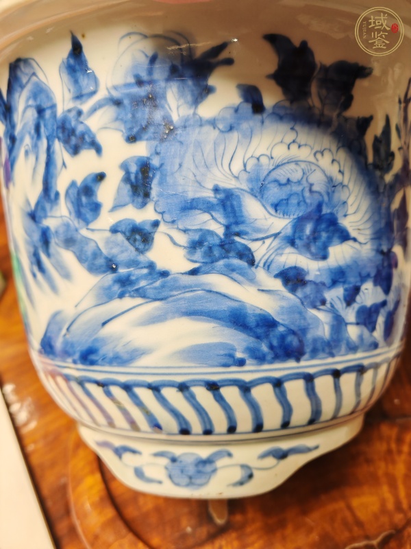 古玩陶瓷花鳥紋青花花盆真品鑒賞圖