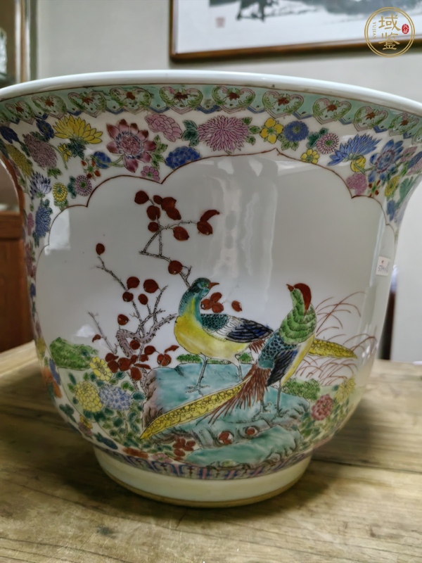 古玩陶瓷花鳥紋花盆真品鑒賞圖