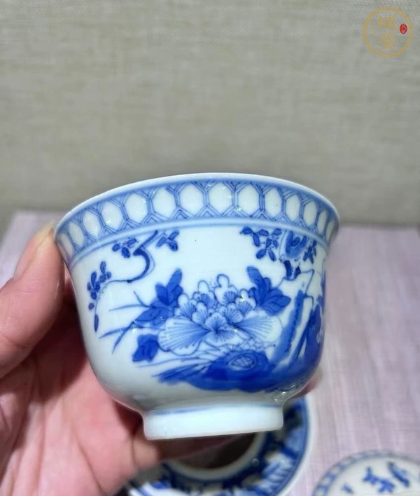 古玩陶瓷青花富貴白頭紋蓋碗真品鑒賞圖