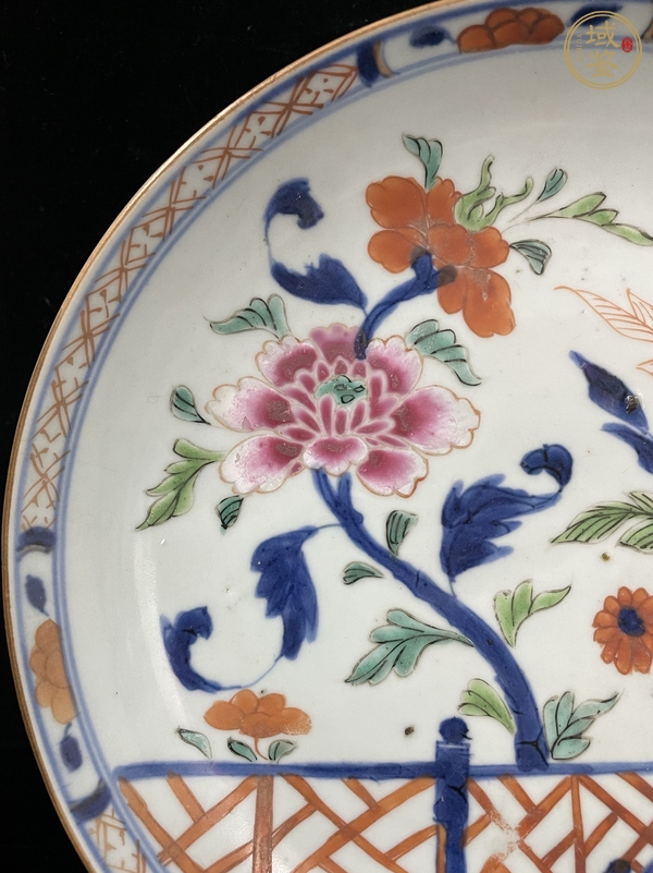 古玩陶瓷青花加彩花卉紋臥盤真品鑒賞圖