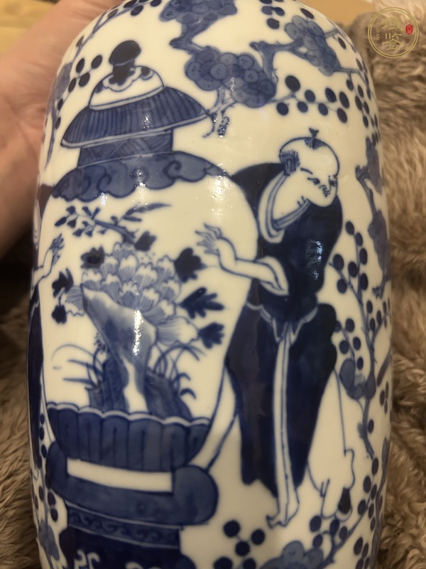 古玩陶瓷青花童子抱瓶圖棒槌瓶真品鑒賞圖