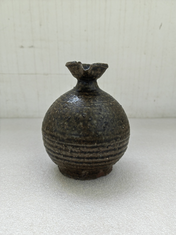 古玩陶瓷褐釉花澆拍賣,當前價格680元