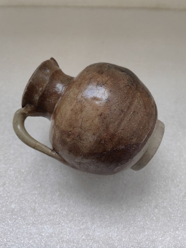 古玩陶瓷褐釉花澆拍賣(mài),當(dāng)前價(jià)格888元