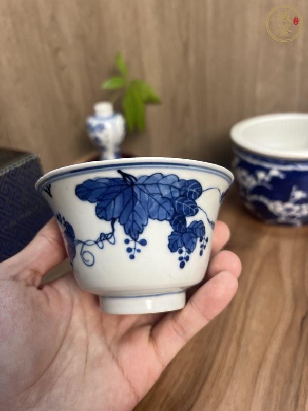 古玩陶瓷青花杯真品鑒賞圖