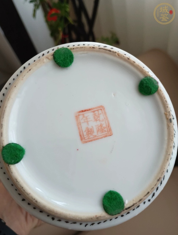 古玩陶瓷粉彩花卉紋筒瓶真品鑒賞圖