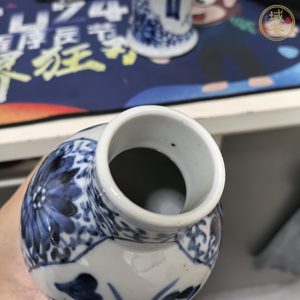 古玩陶瓷博古圖青花瓶真品鑒賞圖