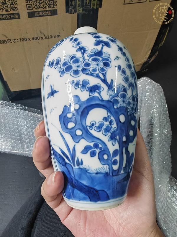 古玩陶瓷青花洞石花卉紋罐真品鑒賞圖