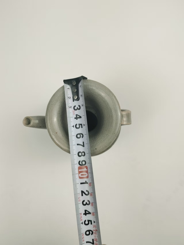 古玩陶瓷執(zhí)壺拍賣,當(dāng)前價(jià)格1200元