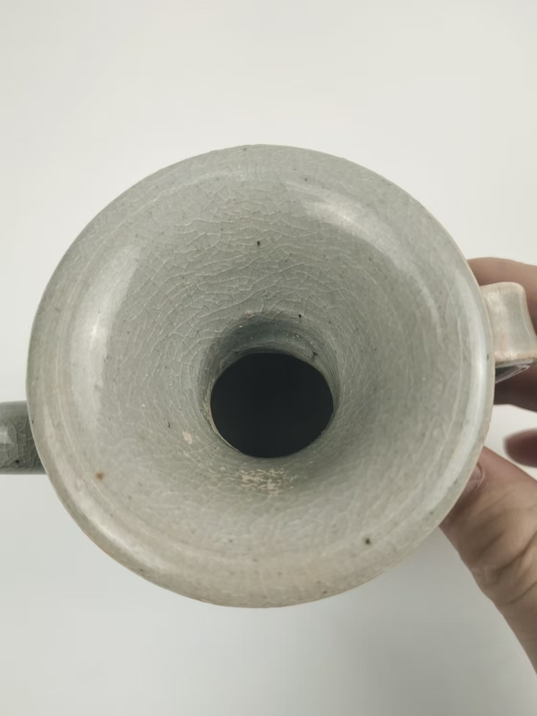 古玩陶瓷執(zhí)壺拍賣,當(dāng)前價(jià)格1200元