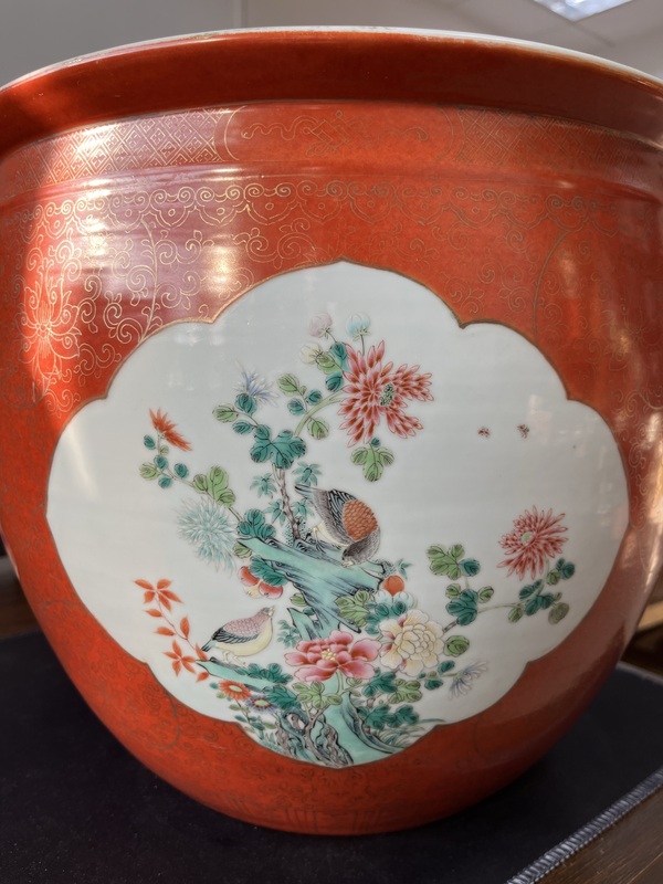 古玩陶瓷礬紅描金開窗花鳥紋卷缸拍賣,當前價格35000元