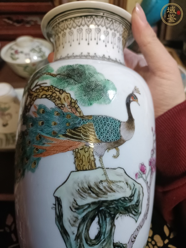 古玩陶瓷花鳥(niǎo)紋燈籠瓶真品鑒賞圖